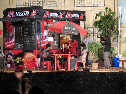 Center stage in Winning PAF by Vikash.iitb at English Wikipedia, 2006 — archival coffee print from Wikimedia Commons (institutional source)