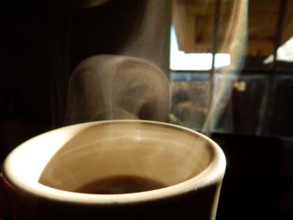 Starr-140917-1898-Coffea arabica-steaming hot coffee in cabin-Holua Hilton HN… by Forest and Kim Starr, 2014 — archival coffee print from Wikimedia Commons (institutional source)